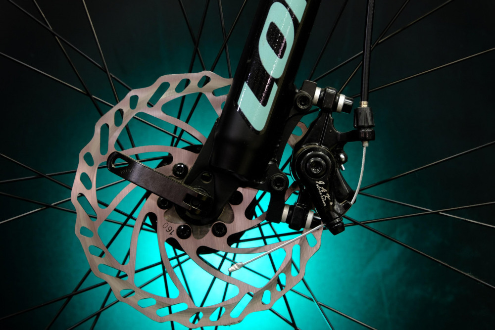 Lorak Glory 1000 Матовый Чёрный/Мятный рама 17 (на рост 155-173)