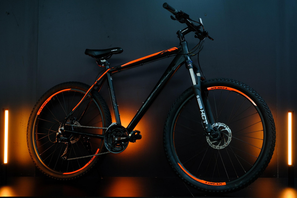 Lorak 6.0 Матовый Чёрный/Оранжевый рама 19 (на рост 171-182)